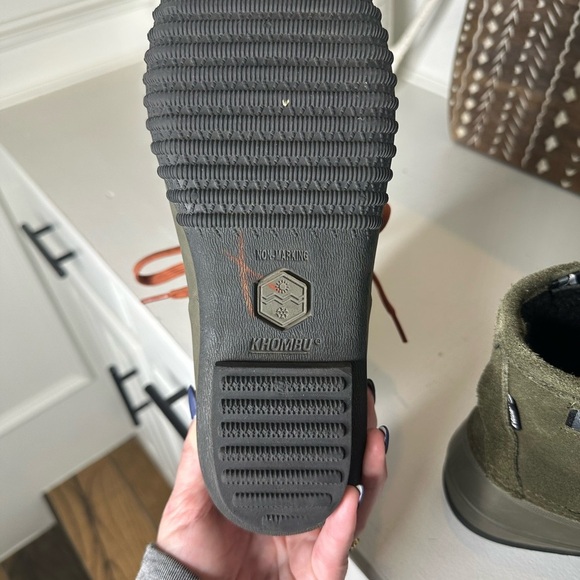 Khombu Olive Green Outdoor Crest Duck Boots with Orange Laces Women's - Size 9 - Picture 7 of 9